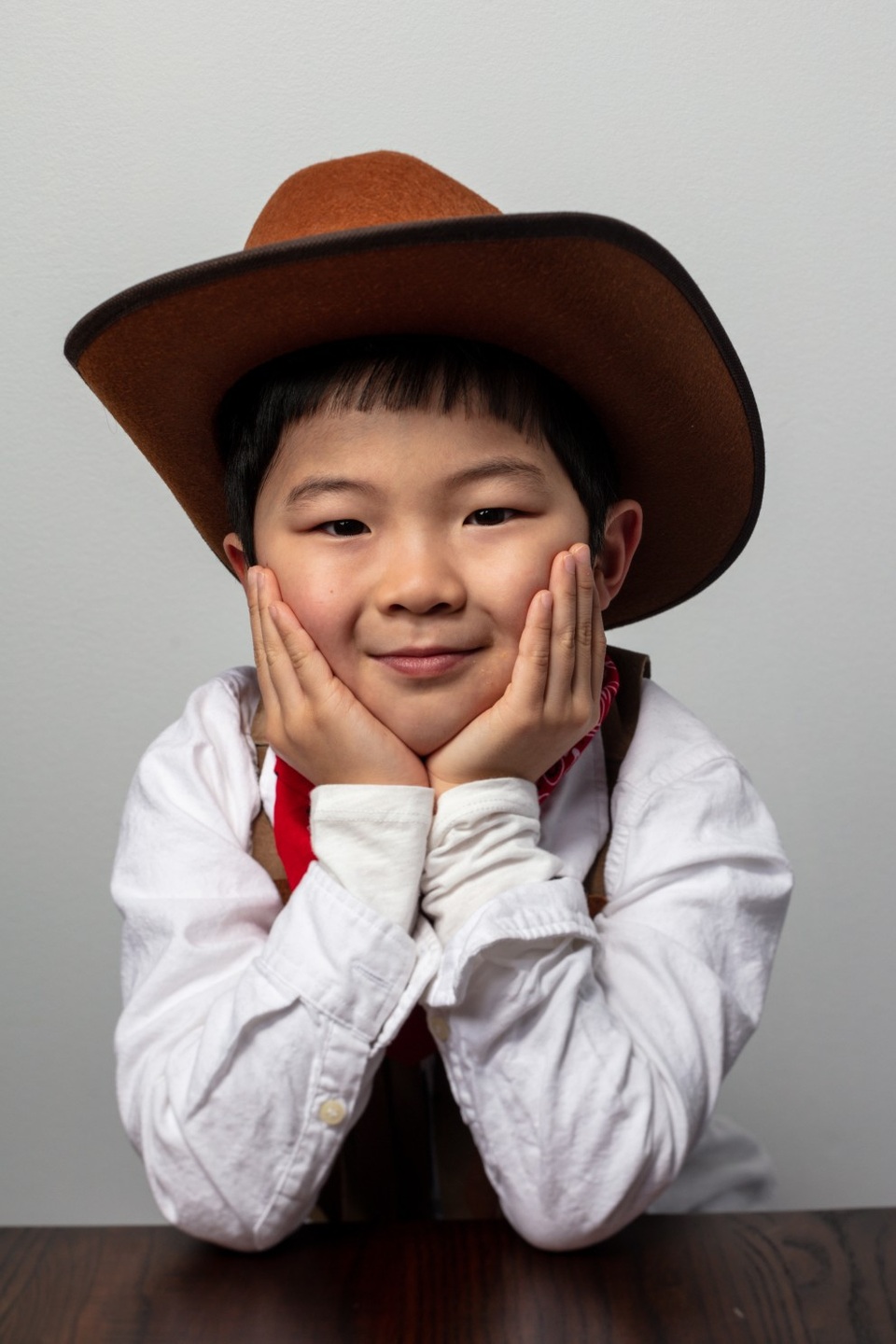 Alan S. Kim: Cậu bé 8 tuổi đáng yêu giành giải thưởng điện ảnh lớn - 6 Alan S. Kim: Cậu bé 8 tuổi đáng yêu giành giải thưởng điện ảnh lớn - 6