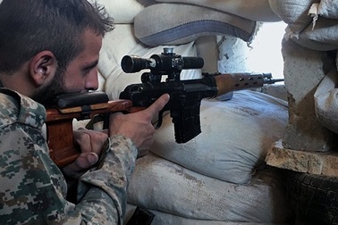 Máy bay Nga, quân đội Syria ngăn quân chi viện khủng bố dồn tới Aleppo