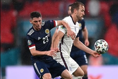 Đội tuyển Anh lo sốt vó trước trận "chung kết" bảng đấu với CH Séc