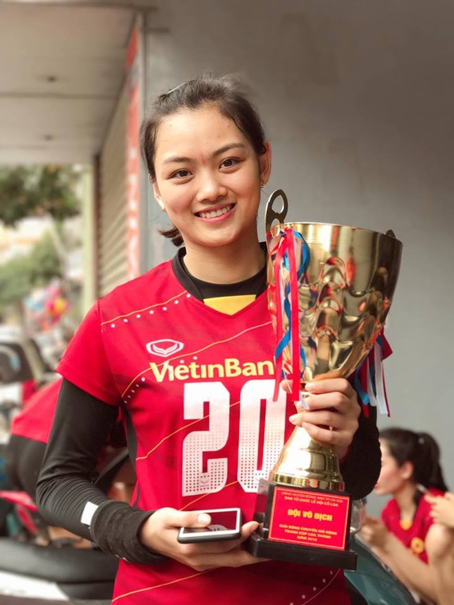 Chuyền hai xinh đẹp Thu Hoài bất ngờ được bóng chuyền thế giới ngợi ca - 5