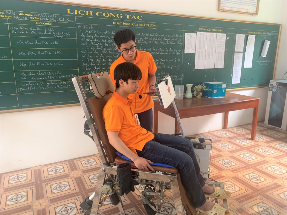 Sự khác biệt giữa hai dự án đạt giải Nhất khoa học kỹ thuật gây xôn xao - 2 Sự khác biệt giữa hai dự án đạt giải Nhất khoa học kỹ thuật gây xôn xao - 2