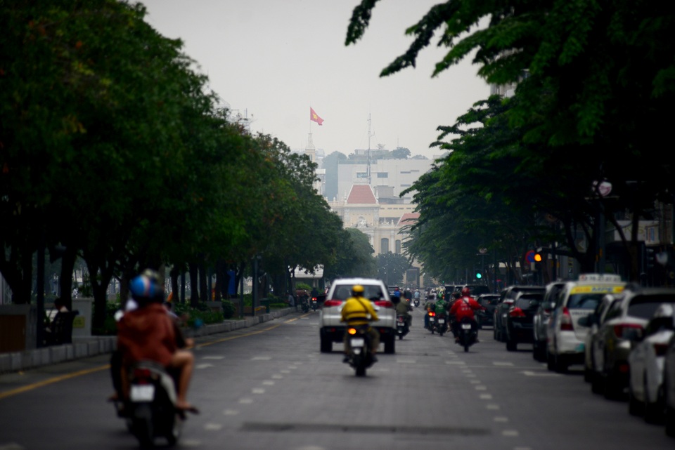 Sương mù Sài Gòn.jpg Sương mù Sài Gòn.jpg