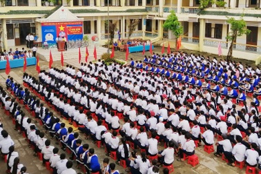 Bãi bỏ một số quy định thu dịch vụ ngoài học phí sau Thông tư 29