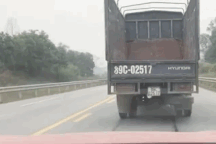 Bạn sẽ làm gì khi gặp "bẫy tốc độ" trên đường cao tốc?