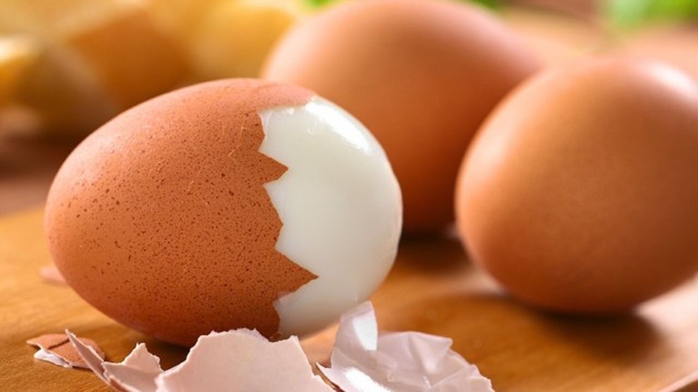 Ăn trứng gà có giúp chữa yếu sinh lý, làm quý ông có trở nên sung mãn? - 1 Ăn trứng gà có giúp chữa yếu sinh lý, làm quý ông có trở nên sung mãn? - 1
