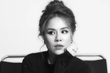 Á hậu Bích Ngọc: "Tôi không ra mắt sách để đánh bóng tên tuổi"