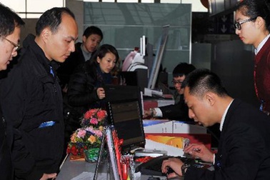 Máy bay Malaysia mất tích: Lên tàu tuần tra lớn nhất Trung Quốc