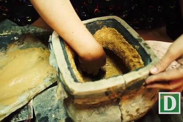 Làng nghề lư đồng trăm tuổi giữa Sài Gòn