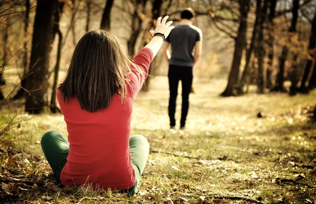 Tình cũ đã vui bên người mới, làm sao để bạn cũng thôi nhớ nhung? - 1 Tình cũ đã vui bên người mới, làm sao để bạn cũng thôi nhớ nhung? - 1
