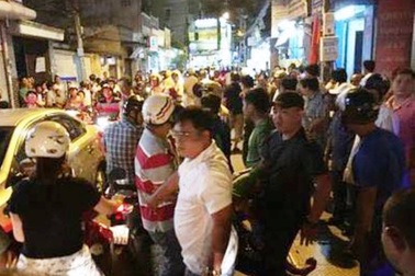 Thanh niên "ngáo đá" cố thủ hơn 3 giờ trong chốt trực tàu hỏa