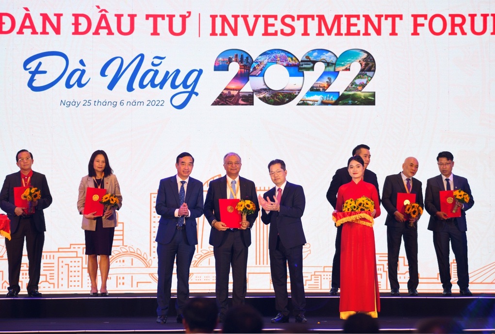 Tỷ phú Ấn Độ đầu tư xây Cảng Liên Chiểu, Đà Nẵng - 1 Tỷ phú Ấn Độ đầu tư xây Cảng Liên Chiểu, Đà Nẵng - 1