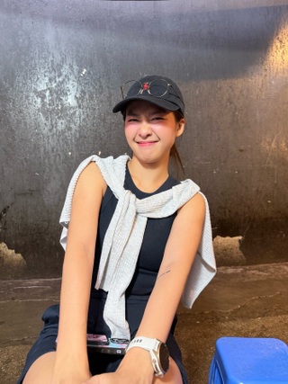 Khả Ngân ngoại hình khác lạ, cuộc sống ra sao sau biến cố sức khỏe? - 7 Khả Ngân ngoại hình khác lạ, cuộc sống ra sao sau biến cố sức khỏe? - 7