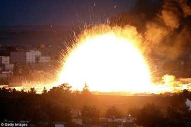 Mỹ tiếp tục đánh Syria khi ông Trump tới Trung Đông