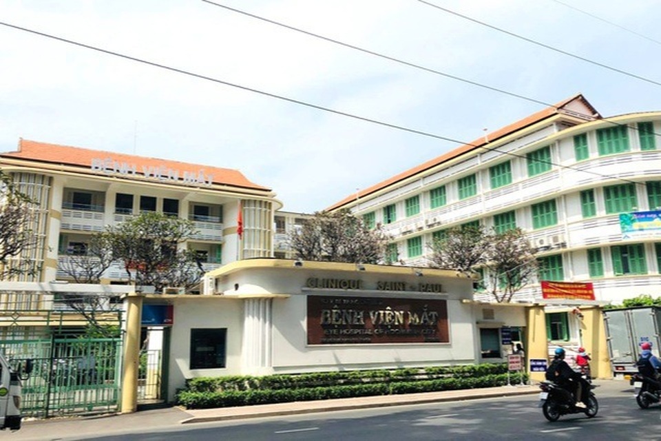 Vụ Bệnh viện Mắt TPHCM: Vi phạm đấu thầu gây thiệt hại 14,2 tỷ đồng - 1 Vụ Bệnh viện Mắt TPHCM: Vi phạm đấu thầu gây thiệt hại 14,2 tỷ đồng - 1