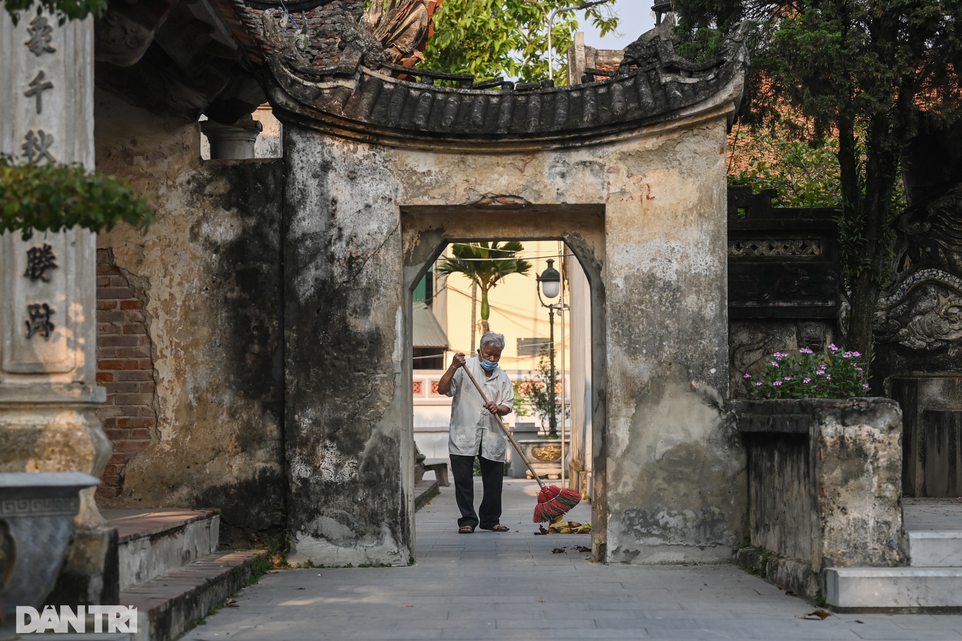 Chiêm ngưỡng vẻ đẹp cổ kính tại ngôi đình gần 400 tuổi nơi đất Tổ - 15