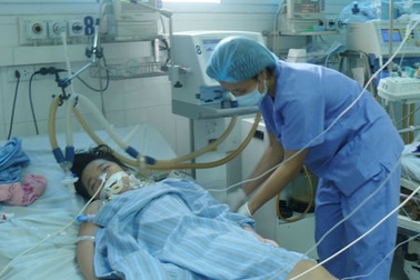 Bé gái 12 tuổi tử vong vì lây cúm từ người nhà