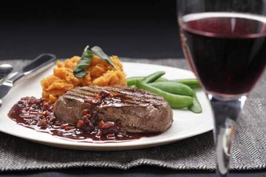 Uống rượu và ăn thịt cải thiện khả năng sinh sản nam