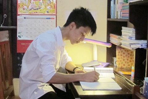 Thủ khoa 2 khối A, B của tỉnh Ninh Bình mơ ước trở thành bác sĩ giỏi