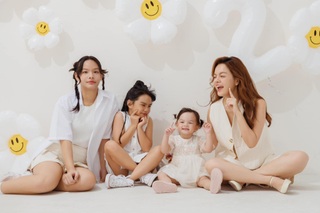 Hội bạn thân Hoàng Thùy Linh: "Mẹ bỉm sữa" gợi cảm, Mai Phương Thúy lẻ bóng - 13