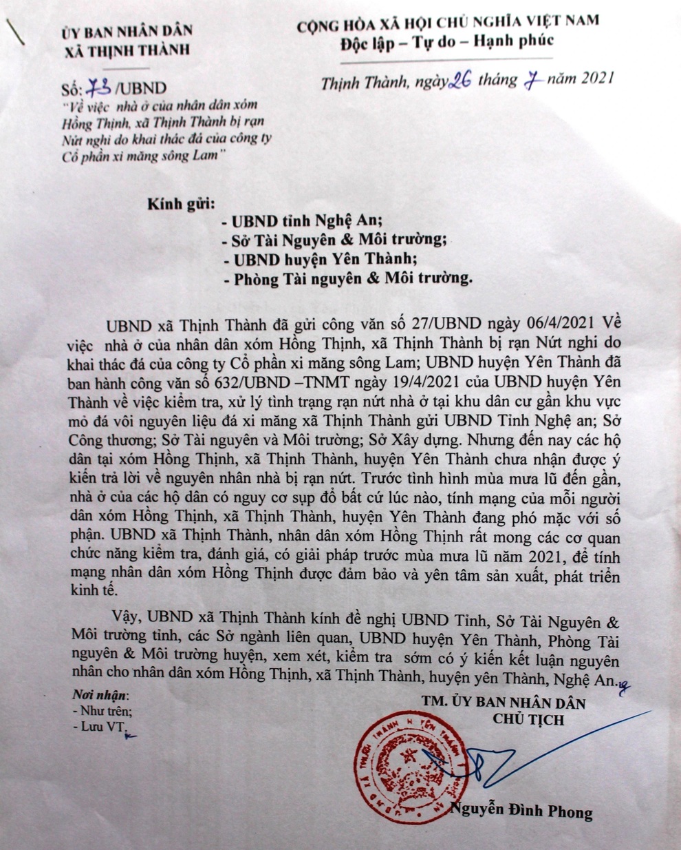 Hàng trăm hộ dân sống bất an bên mỏ đá nguyên liệu - 5 Hàng trăm hộ dân sống bất an bên mỏ đá nguyên liệu - 5