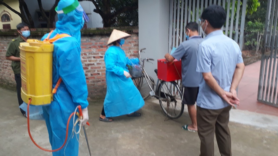 Hình ảnh bầu cử đặc biệt chưa từng có tại điểm nóng Covid-19 Bắc Giang - 2 Hình ảnh bầu cử đặc biệt chưa từng có tại điểm nóng Covid-19 Bắc Giang - 2