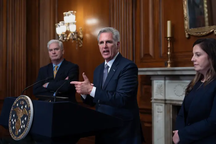 Đảng Cộng hòa Mỹ lục đục sau thỏa thuận ngăn đóng cửa chính phủ