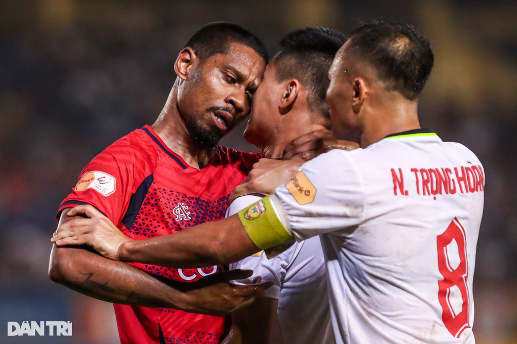 CLB Công an Hà Nội hòa Hà Tĩnh, CLB Hải Phòng đánh bại CLB TPHCM - 3 CLB Công an Hà Nội hòa Hà Tĩnh, CLB Hải Phòng đánh bại CLB TPHCM - 3