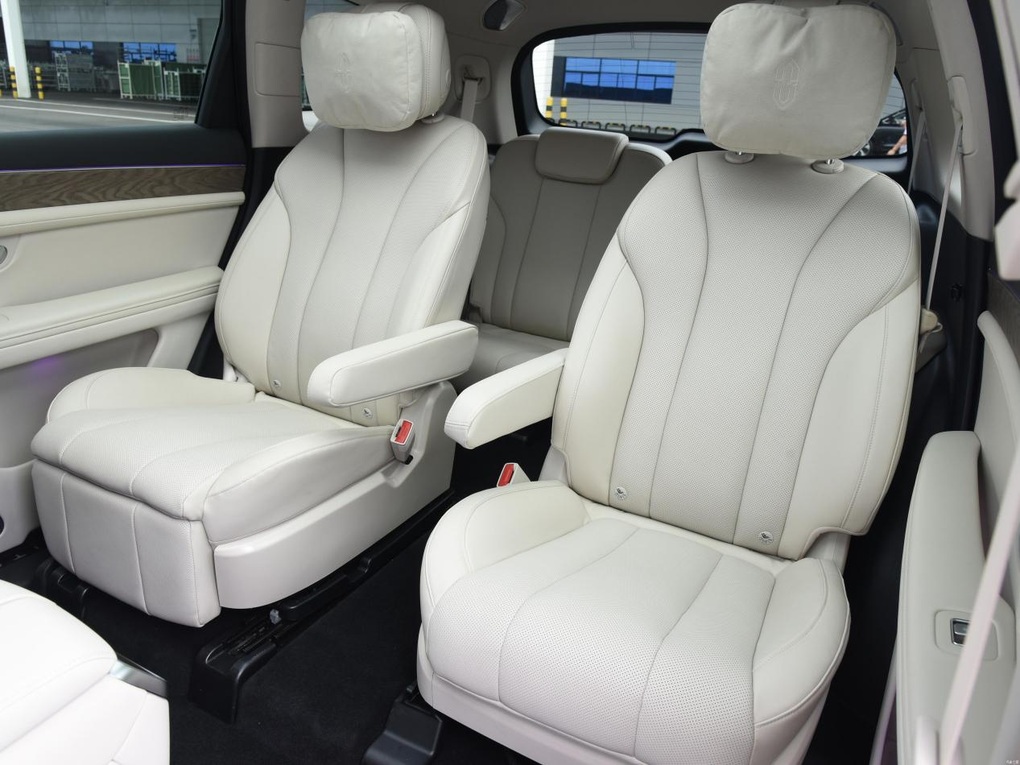 SUV điện của Huawei có gì đặc biệt mà chốt sale 20.000 xe chỉ sau 4 giờ? - 12 SUV điện của Huawei có gì đặc biệt mà chốt sale 20.000 xe chỉ sau 4 giờ? - 12