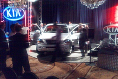 Có ba CEO, Kia vẫn thua lỗ