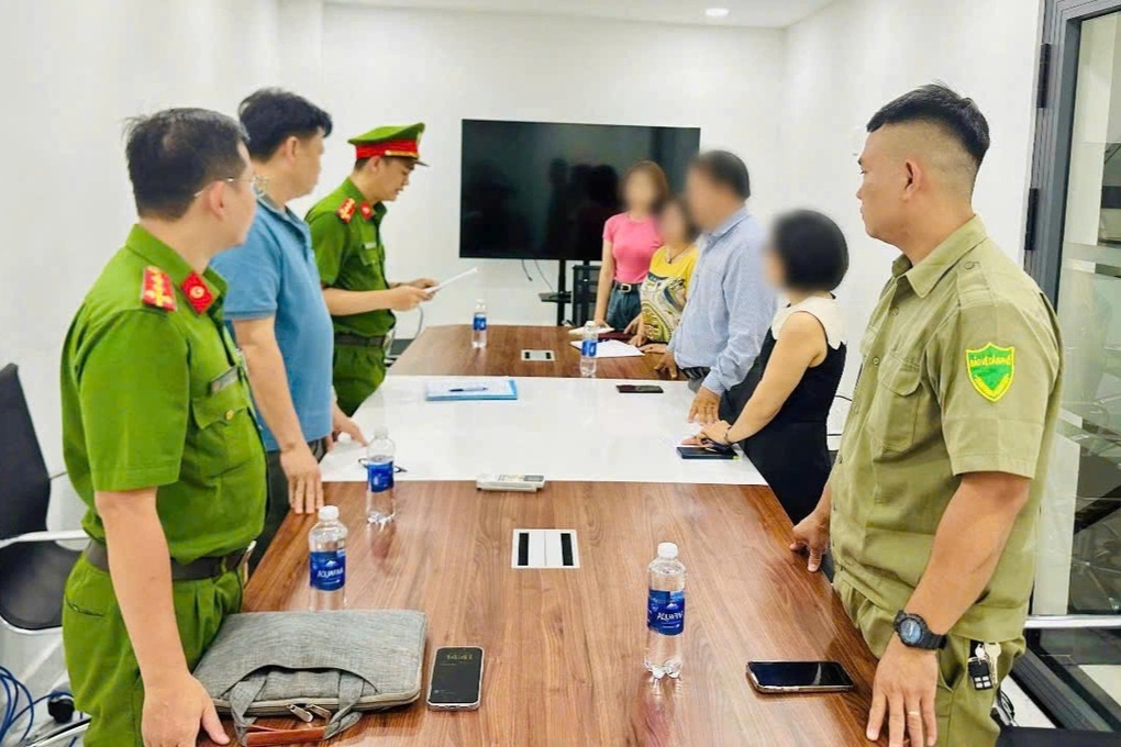 Vụ án tại trung tâm của Sở Khoa học và Công nghệ Huế: Khởi tố thêm 3 bị can - 1 Vụ án tại trung tâm của Sở Khoa học và Công nghệ Huế: Khởi tố thêm 3 bị can - 1