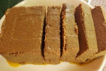 Chàng trai 25 tuổi ở TPHCM liệt tứ chi nguy kịch sau khi ăn pate đóng hộp