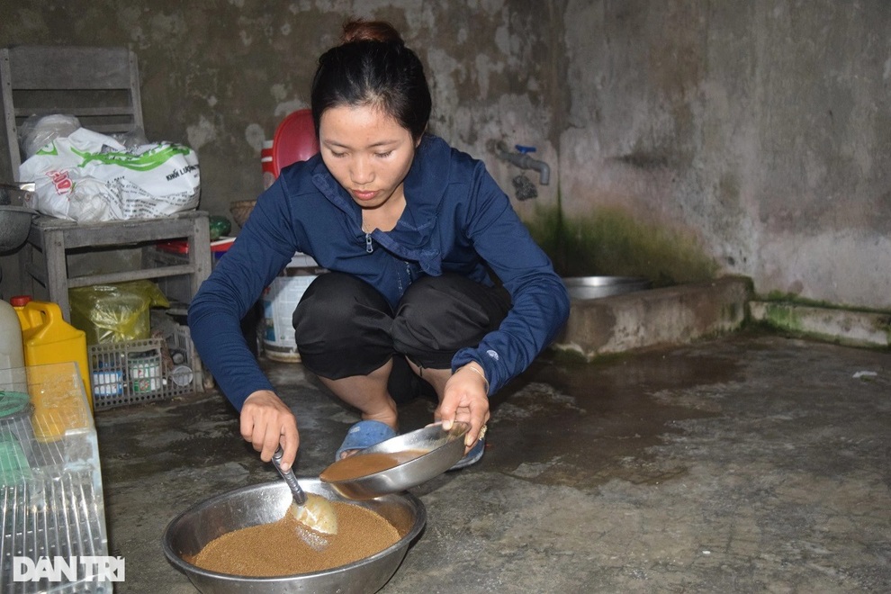Liều cắm sổ đỏ nuôi con trơn tuột, cặp vợ chồng 9x nhận kết đẹp - 5 Liều cắm sổ đỏ nuôi con trơn tuột, cặp vợ chồng 9x nhận kết đẹp - 5