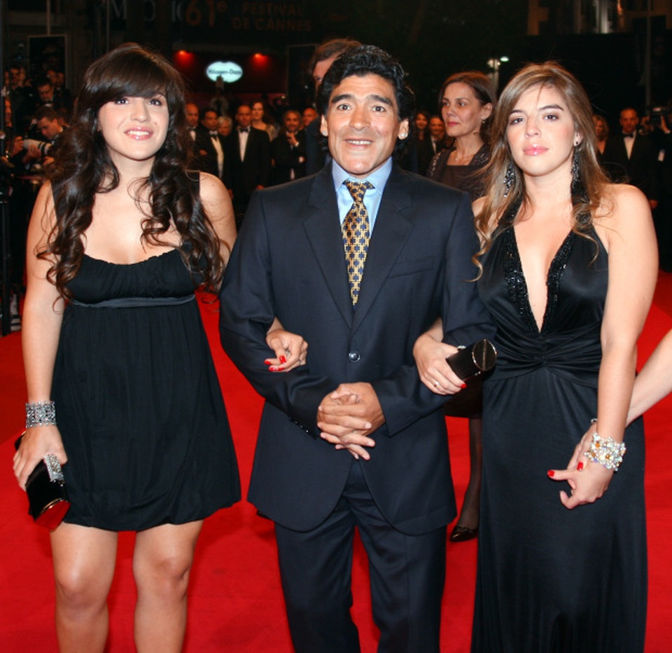 Sự thật đau lòng về cách đối xử của con gái với Diego Maradona - 1 Sự thật đau lòng về cách đối xử của con gái với Diego Maradona - 1