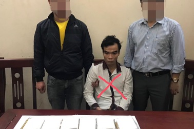 Chặn đường đi của 6 bánh heroin từ Nghệ An ra Bắc