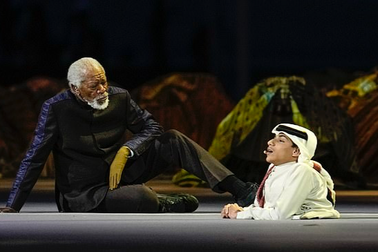 Chuyện về chàng trai chỉ có nửa thân trên trong khai mạc World Cup