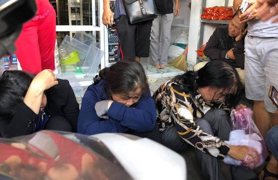 Bắt nhóm chuyên lừa bán thảo dược “dỏm” với giá hàng chục triệu đồng - 2 Bắt nhóm chuyên lừa bán thảo dược “dỏm” với giá hàng chục triệu đồng - 2