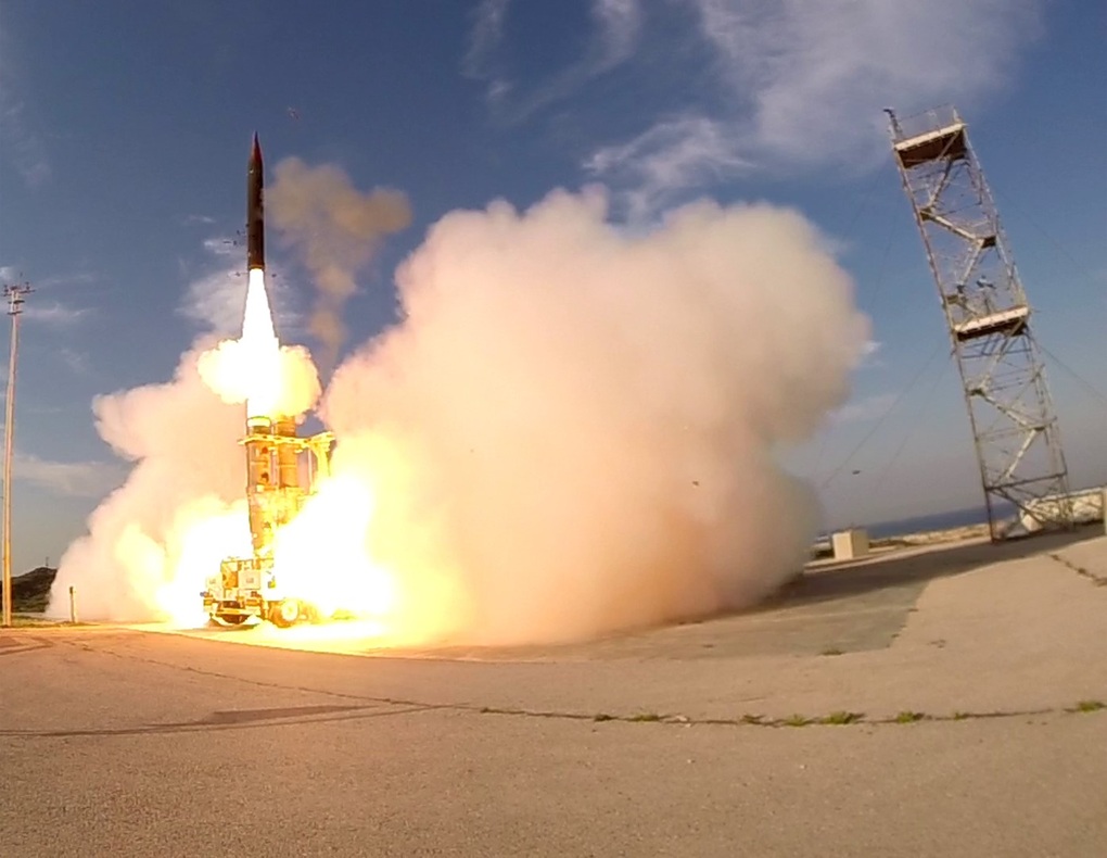Israel lần đầu dùng lá chắn phòng không Mũi tên trong chiến sự Hamas - 1 Israel lần đầu dùng lá chắn phòng không Mũi tên trong chiến sự Hamas - 1