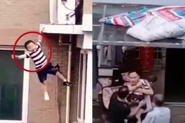 Clip bé trai treo lơ lửng rồi ngã từ tầng 5 khiến dân mạng đứng tim