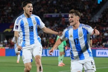 Xác định hai đội vào chung kết World Cup U20