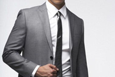 Dennis Oh quyến rũ với trang phục của The Class