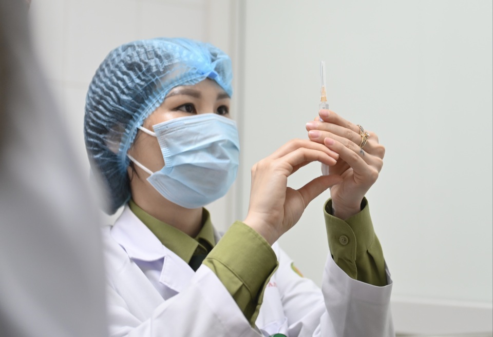 Phó Thủ tướng Vũ Đức Đam: Nghiên cứu vắc xin Covid-19 phải bước thật nhanh - 7 Phó Thủ tướng Vũ Đức Đam: Nghiên cứu vắc xin Covid-19 phải bước thật nhanh - 7