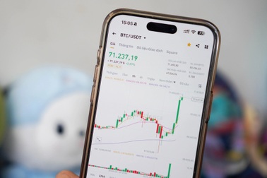 Giá Bitcoin lên 71.350 USD, cao nhất mọi thời đại
