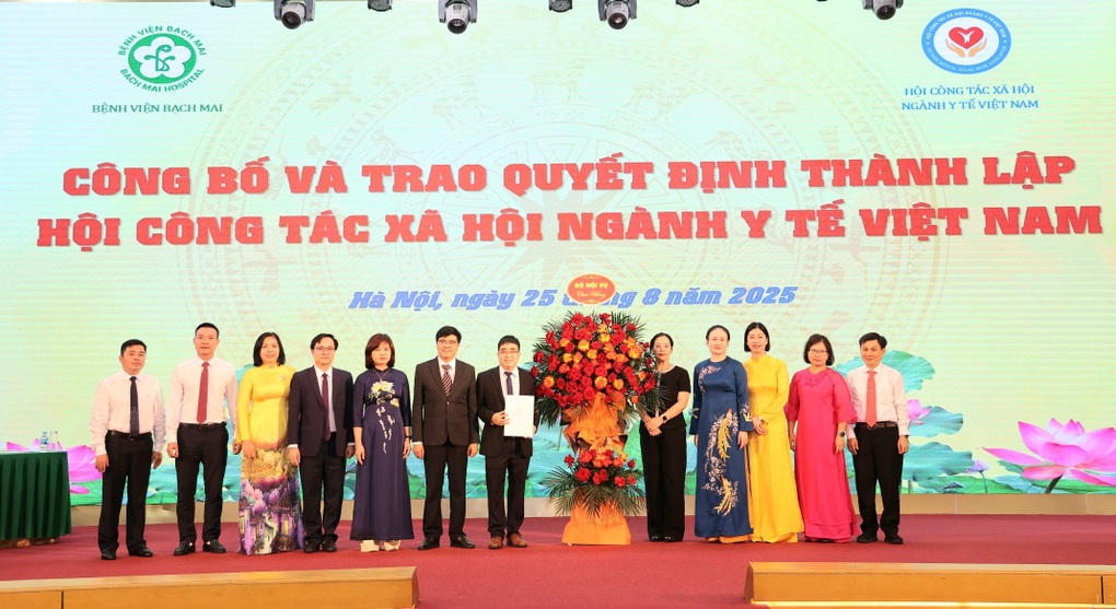 Stellvertretender Gesundheitsminister: Sozialarbeiter sind Ärzte der Seele - 1 Thứ trưởng Bộ Y tế: Cán bộ Công tác xã hội là thầy thuốc của tâm hồn - 1