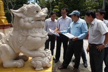 Nhiều biểu tượng, linh vật “lạ” trong khu di tích