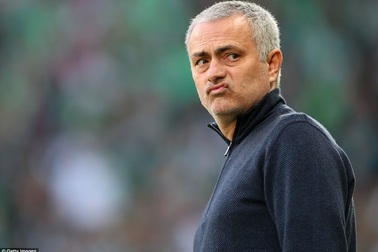 Nhìn lại chiến thắng của MU trên sân của St Etienne