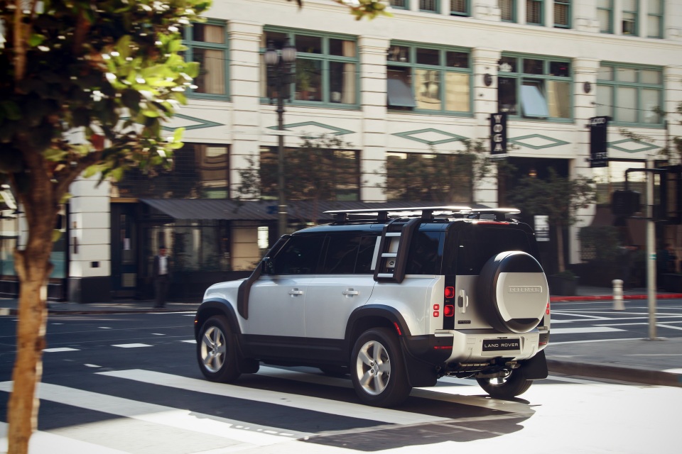 Vì sao Land Rover chọn triển lãm công nghệ CES 2020 để giới thiệu Defender mới? - 9 Vì sao Land Rover chọn triển lãm công nghệ CES 2020 để giới thiệu Defender mới? - 9