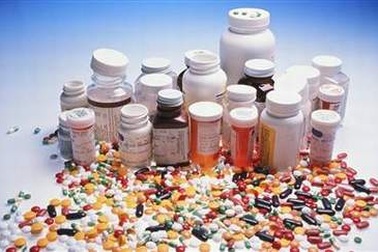 Mua kháng sinh ở Việt Nam dễ như… mua rau!