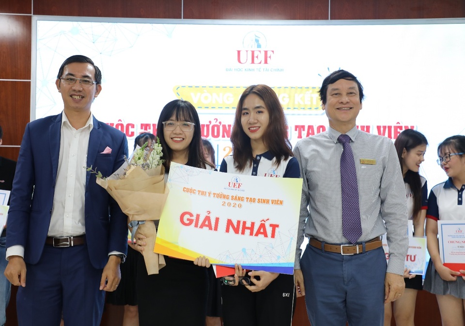 Nhóm ngành kinh doanh, quản lý vẫn hút mạnh trong năm 2021 - 3 Nhóm ngành kinh doanh, quản lý vẫn hút mạnh trong năm 2021 - 3