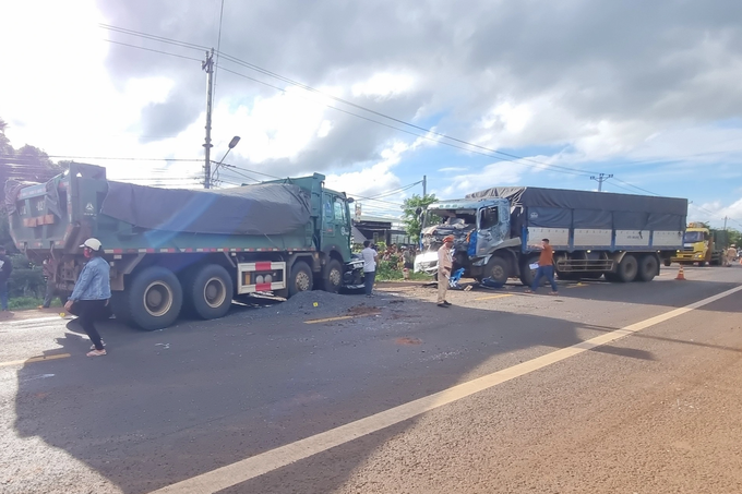 Vụ 3 người CLB HAGL tử nạn: Vì sao quốc lộ 14 nhiều tai nạn? - 3