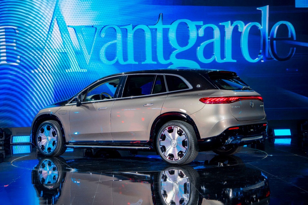 SUV thuần điện Mercedes-Maybach giá 7,6 tỷ đồng có gì để thu hút khách Việt - 7 SUV thuần điện Mercedes-Maybach giá 7,6 tỷ đồng có gì để thu hút khách Việt - 7